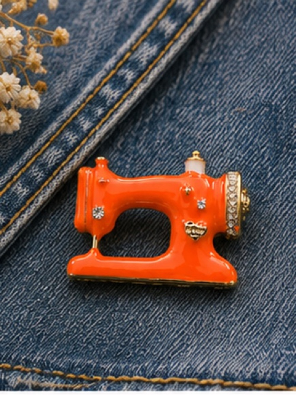 New Cute Coral-Colored Vintage-Style Sewing Machine Brooch (1.25” w x 1” t)(V3)